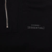 Essential 1/4 Zip